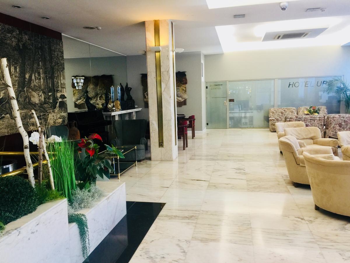 Hotel Budget Urpi Center Sabadell Esterno foto